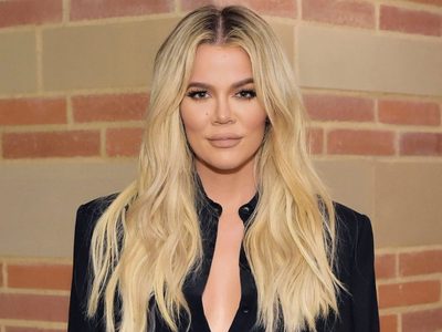 ¡Escote de impacto! Khloé Kardashian tiene un vestido traslúcido... ¡Pero olvidó la prenda interior!