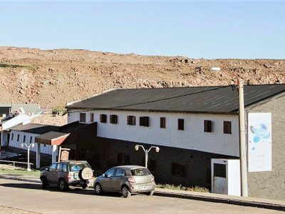 Jubilados denuncian el abandono de los hoteles del ISSN en Copahue-Caviahue