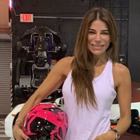 ¡CON 49 AÑOS! Zulemita Menem deslumbró con un bikini negro que no cubre lo que debe