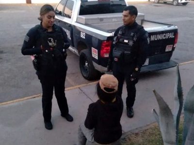 Mujer logra escapar de su casa en Chihuahua luego de vivir tres años secuestrada por su pareja