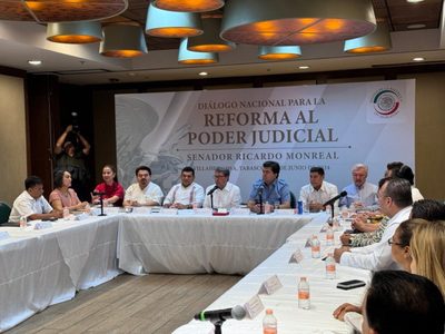 Adán Augusto López coordinará a Morena en el Senado, confirma Monreal