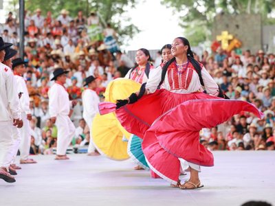 Desorganización, acarreos, intoxicados y ocurrencias de último momento en la Guelaguetza 2023