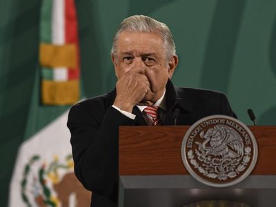 "Soy responsable, aunque no soy culpable": AMLO sobre pacientes muertos en Hidalgo