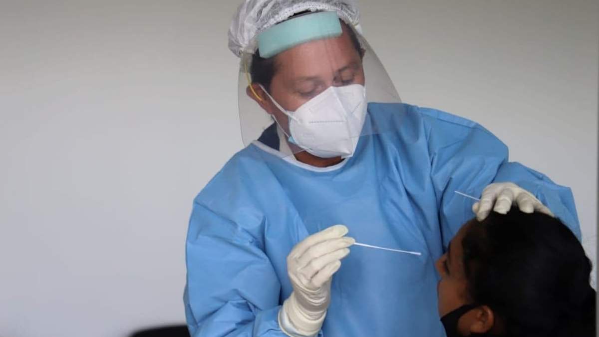 Toma de muestras para realizar la prueba de coronavirus