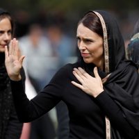 Policía neozelandesa investiga amenazas en Twitter contra primera ministra