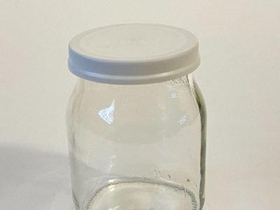 Si tenés frascos de vidrio vacíos, no los tires: creá este hermoso proyecto para decorar tu habitación sin gastar un peso