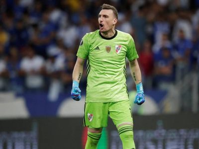Preocupación en River, ¿vienen por Franco Armani?
