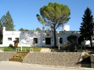 Chos Malal comenzó la recuperación de la histórica casa de gobierno de Neuquén