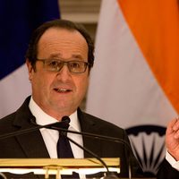 'No cederemos en nada”: Hollande ante supuesto video de terroristas en París