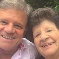 “Está internada”: Quique Sacco dio detalles de la salud de su mamá, tras dar positivo de coronavirus