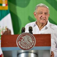 López Obrador niega un aumento del 54 por ciento de los precios de la luz por la reforma eléctrica