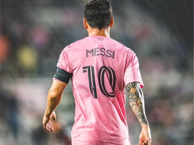 Messi se anotó con dos, uno un golazo, y es el máximo goleador de la MLS