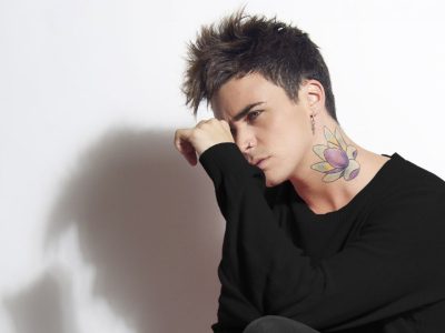 ¡No lo vimos venir! Mario Jefferson sorprendió con su imitación de una famosa cantante