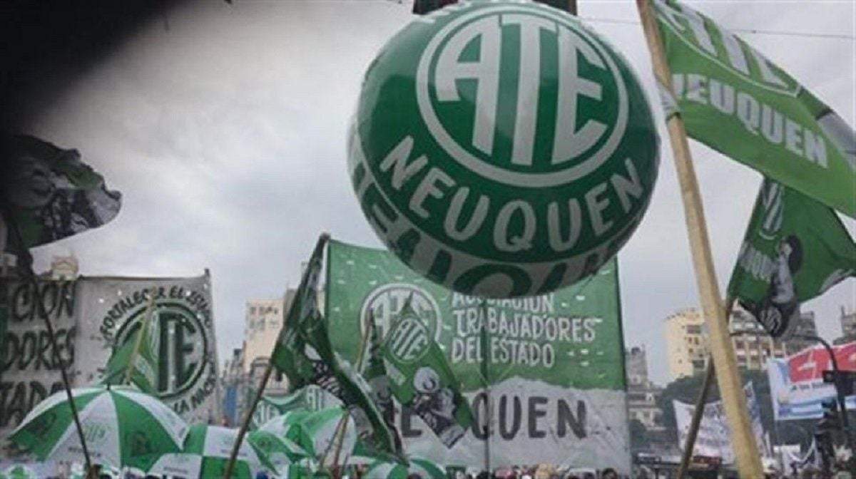 Marcha de la ATE Neuquén. Fuente: (Twitter)
