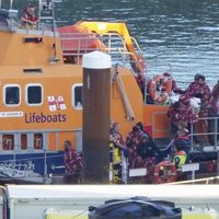 Mueren cuatro migrantes, incluido un niño de 2 años, al intentar cruzar el Canal de la Mancha
