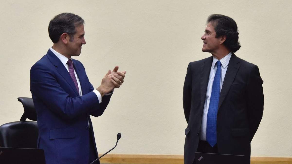 Lorenzo Córdova y Edmundo Jacobo