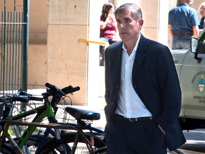 Un dato clave: siguen la ruta de los dólares hallados en el despacho del exfuncionario M