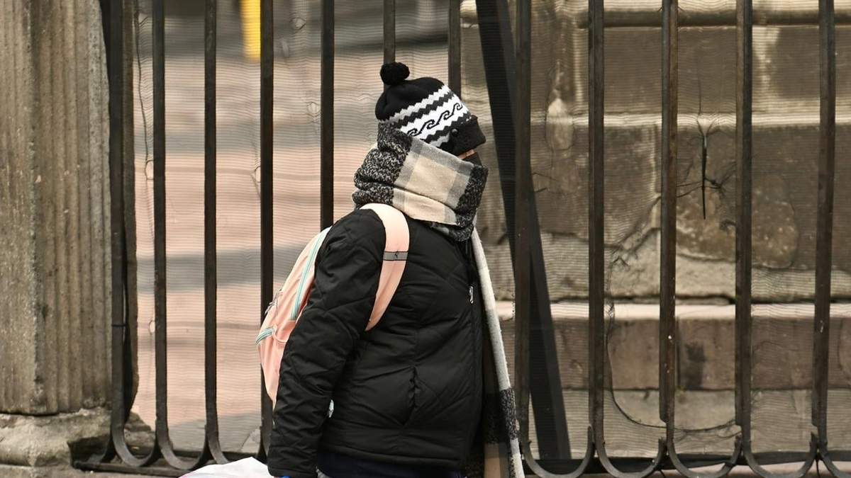 Se recomienda usar al menos tres capas de ropa, de preferencia de algodón o lana