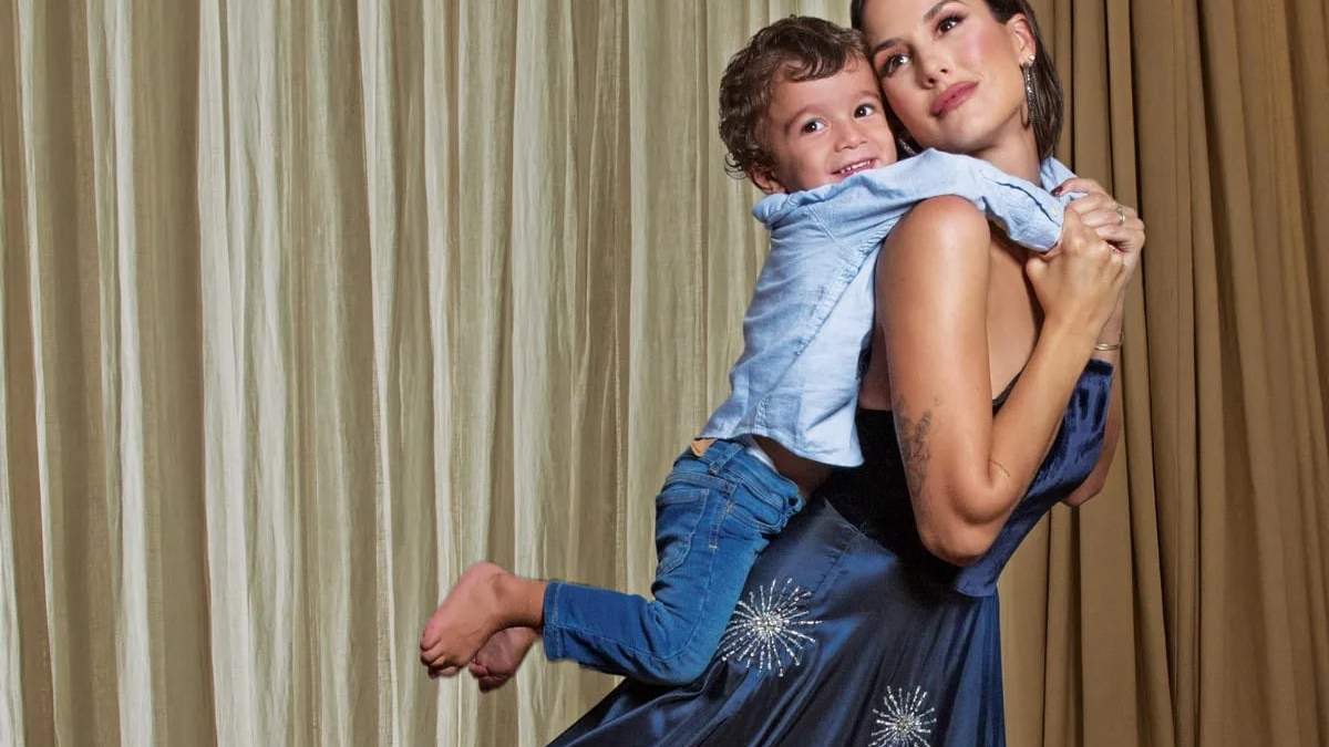 Luli Fernández y su hijo Indalecio. Fuente: (Instagram)
