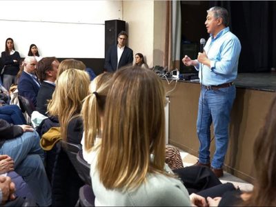 Rolando Figueroa moldea el equipo de gestión que lo acompañará a partir del 10 de diciembre
