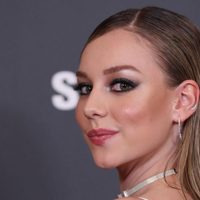 ¡Uyyy se te ve! Ester Expósito se sentó, se cruzó de piernas y se le vio lo que nadie esperaba ¡Ojo