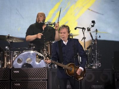 Bajo robado a Paul McCartney es devuelto al Beatle más de medio siglo después