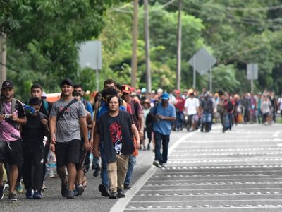 Segunda caravana de migrantes sale de Tapachula rumbo a Estados Unidos
