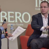 AMLO, Peña, encuestas y 'Riqui Riquín Canallín” en el 'show” de Anaya en la Ibero