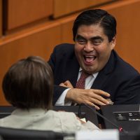 No hay 'piso parejo” sino 'chipotudo” en comicios para la gubernatura de Puebla: Barbosa