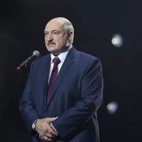 Lukashenko toma posesión para un nuevo mandato ajeno a las protestas