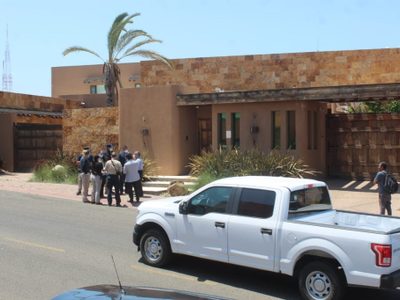 Catean casa del exgobernador de Baja California, 'Kiko” Vega