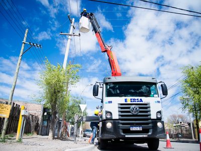 Una tormenta eléctrica dejó a una zona de Las Grutas sin electricidad
