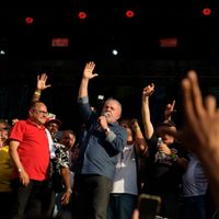 Lula da Silva lanza su precandidatura para enfrentarse con Bolsonaro
