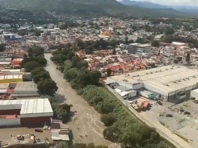 Gobierno de Hidalgo pide evacuar de inmediato zona cercana al río Tula