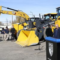 Vialidad: Incorporan maquinaria por 445 millones de pesos