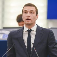 Jordan Bardella, el ultraderechista que está cerca de convertirse en primer ministro de Francia