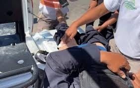 Cuatro policías resultan heridos durante desalojo de bloqueo carretero en Chiapas