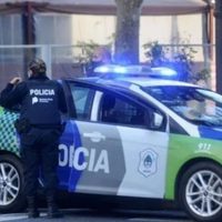 Un policía mató a un motochorro que intentó robarle cuando iba a su trabajo