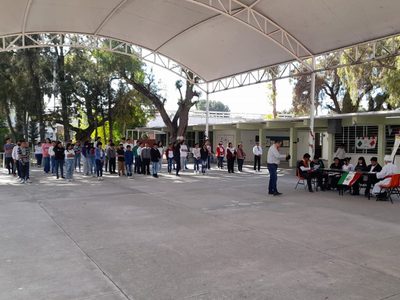 Hallan a estudiante sin vida en baños de secundaria de Pachuca