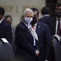 SAT cancela a Sánchez Cordero su registro como fedataria pública