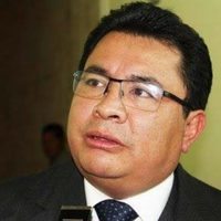 Juez concede amparo a excolaborador de Gabino Cué acusado de tráfico de concesiones