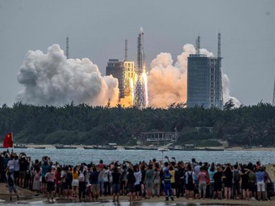 Un cohete fuera de control se acerca a la Tierra, pero no se sabe dónde impactará