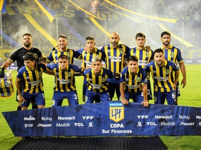 A horas del clásico: un jugador de Rosario Central sufrió un impresionante accidente de tránsito