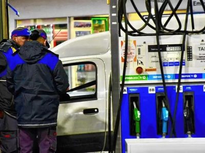 Febrero arranca con aumentos: este domingo suben los precios de los combustibles en la región