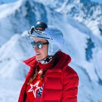 Débora Bello deslumbró en la nieve de Aspen junto a su nuevo amor