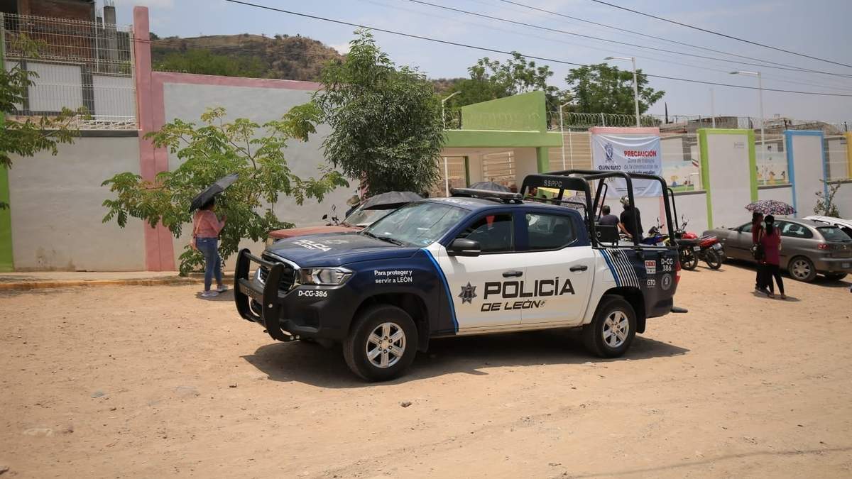 Patrulla de la policía de León