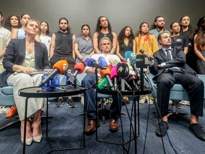 Los 17 bailarines becados del musical Malinche de Nacho Cano denuncian a la Policía por "coacciones"