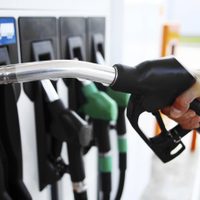 Desde el próximo domingo aumenta el precio de la nafta