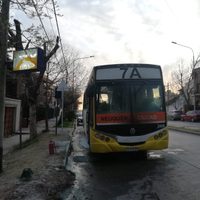 Se incendió un colectivo con pasajeros en la capital