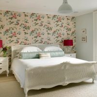 Si querés que tu dormitorio tenga esa decoración cálida y con historia, el secreto está en rescatar algún mueble de la abuela